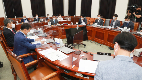 국회 정보위, '남북연락선 복원·김여정 발언 등' 북한 관련 현안보고 청취