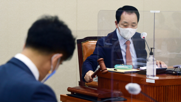 성일종 "높이뛰기 한국신기록 우상혁·빌보드 BTS도 병역특례 받아야"