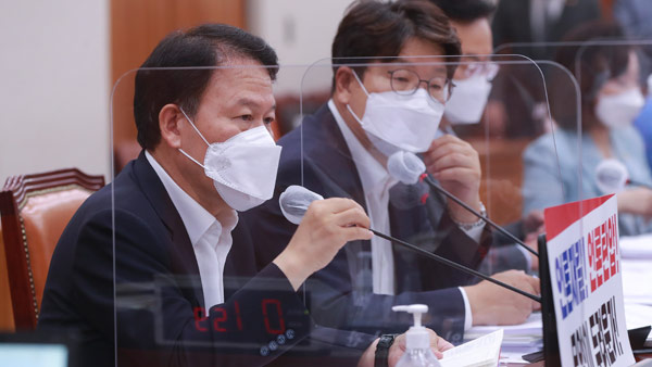 윤석열 고발 사주 의혹 놓고 여야 법사위 충돌…與 "긴급 질의" 野 "가짜뉴스"