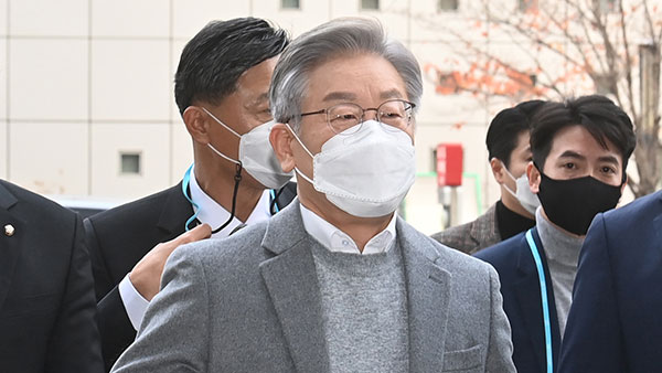 이재명 "윤석열 '종부세 재검토‥상위 1.7% 대변하는 정치 하지말라"