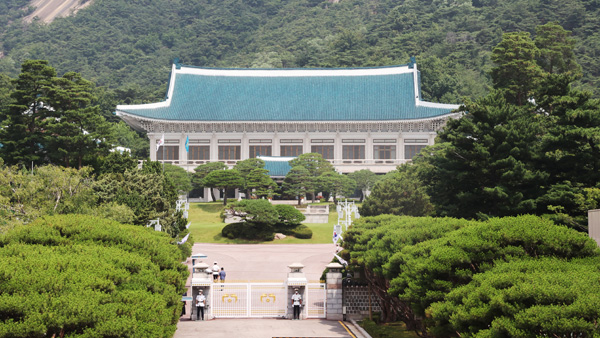 靑, '장제원 의원직 박탈' 청원에 "제명은 입법부 고유권한"