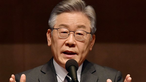 이재명 "국토보유세 국민들이 반대하면 할 수 없어" "원론 답변"
