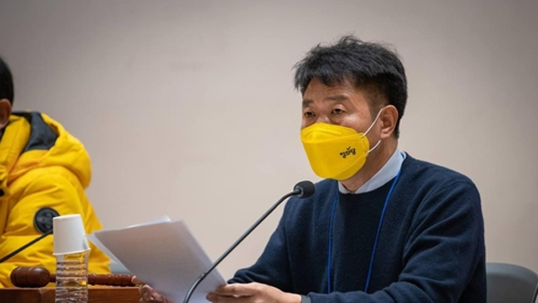 정의 "이재명 감성팔이윤석열 경악스런 노동관" 맹비난