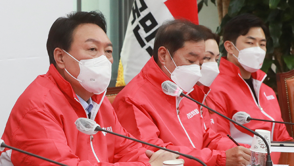 윤석열 범죄피해자 지원센터 찾아약자와 동행 첫행보