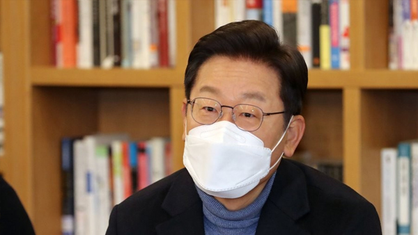 이재명 "쌀값 하락으로 농민들 애태워쌀 27만톤 즉각 시장격리해야"