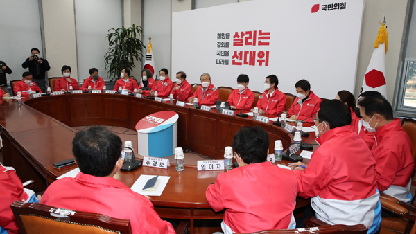 국민의힘 선대위 추가 인선당무지원본부장에 윤한홍