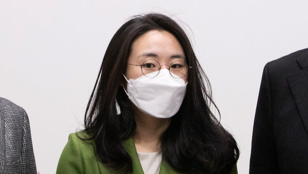 신지예 " 여성살해범 심신미약 변호정권 잡으면 안돼"