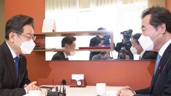 이재명이낙연 국가비전통합위원회 선대위 첫 공동행보