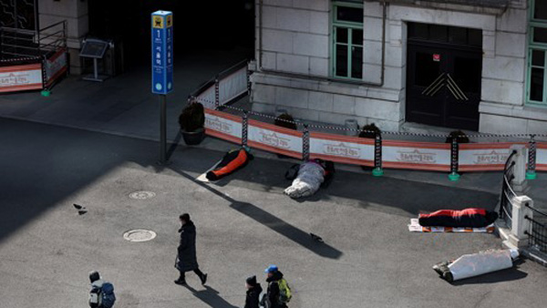 인권위, 서울시에 "노숙인 생존권 보장 위한 대책 마련하라"