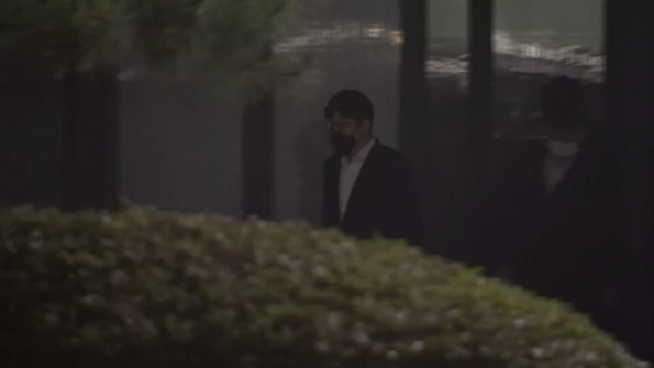 공수처, '허위 보고서 의혹' 이규원 검사 재소환…14시간 조사