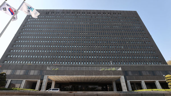 '길거리 성추행 검사, 요직 배치' 논란에 檢 "이미 인사 불이익 받아"