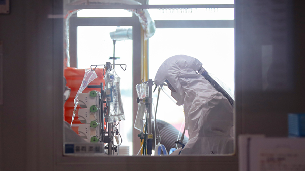 신규 확진 2,124명‥이틀 연속 2,100명대