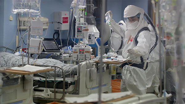 위중증·사망자 최다‥병상 대기자 사흘째 1천명대