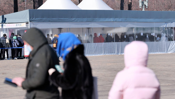 오미크론 변이, 한 달 만에 10차 전파도‥3차 접종자 24명 감염