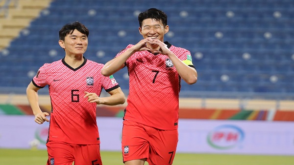 축구대표팀, 이라크에 3대0 완승… 손흥민, A매치 30호골