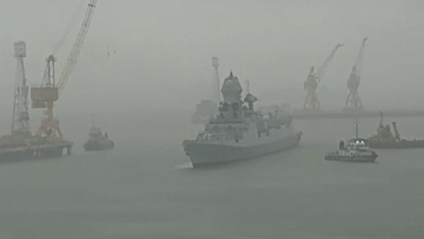 印 사이클론 바지선 침몰 해역서 시신 37구 발견…"38명 실종"