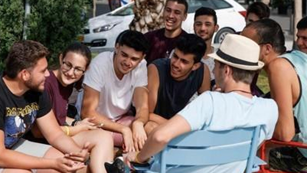 '확진자 50명대 유지' 이스라엘 "실내 마스크만 빼고 모든 방역조치 해제"