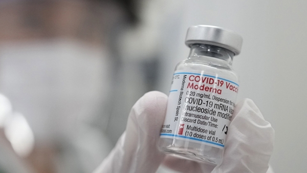 일본, 모더나 백신 이물질 또 발견…"피해 보고는 없어"