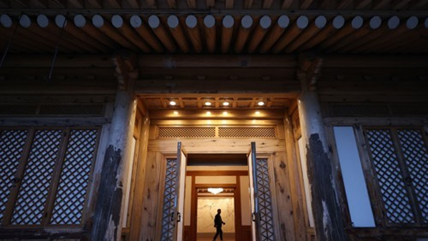 오늘부터 청와대 본관 내부 공개관저 창문 개방