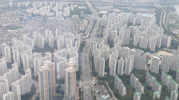 주택가격 13년7개월 만에 최대폭 하락‥수도권 아파트 낙폭 확대