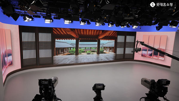 과기정통부 "롯데홈쇼핑 내년 2월부터 6개월 새벽방송 금지"