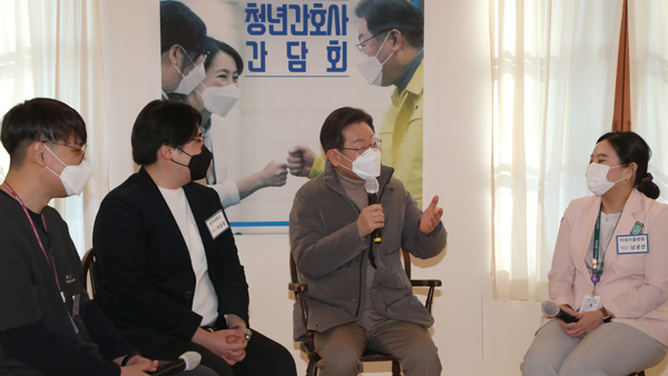 이재명 "5200만 운명 달린 국정, 무속·미신 작동해선 안돼"