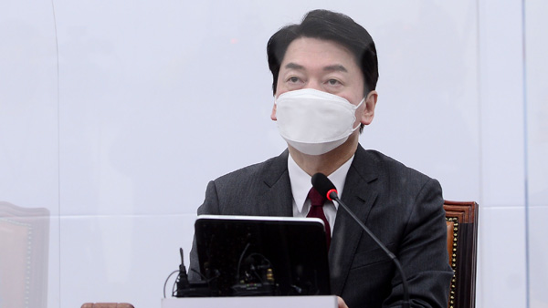 安 "윤석열, 저와 토론하는 게 무섭나보다‥민주주의 리더 자격 의심"