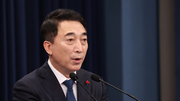 靑 소통수석 "민간일자리 증가·청년취업자 증가폭 상승"‥일자리정책 비판 반박