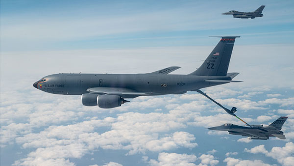 미군, 한반도 상공서 공중급유훈련 이례적 공개‥우회적 北 경고