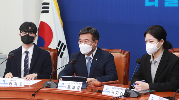 민주, 문 대통령-윤 당선인 만남에 "늦었지만 다행‥협상 자리 아니다"