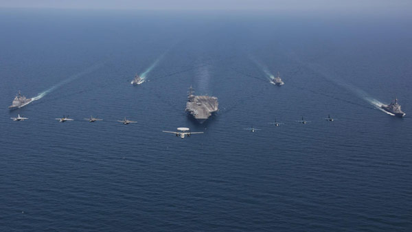 美 핵항모, 동해서 日자위대와 연합훈련‥대북 경고차원