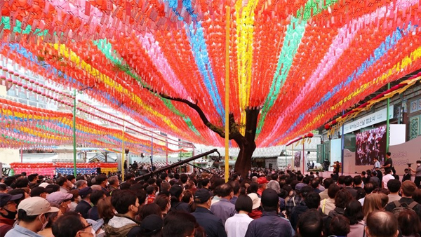 여야, 부처님오신날 맞아 "국민 행복 정치·협치정치" 강조