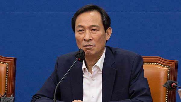 우상호 "김건희 여사 통제할 사람 없어‥'순방 동행' 제정신 아닌 것"