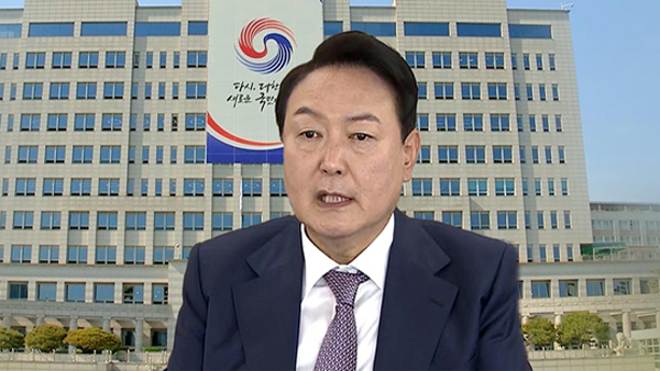 윤 대통령 지지율 20%대 진입에 "국민만 보고 열심히 하겠다"