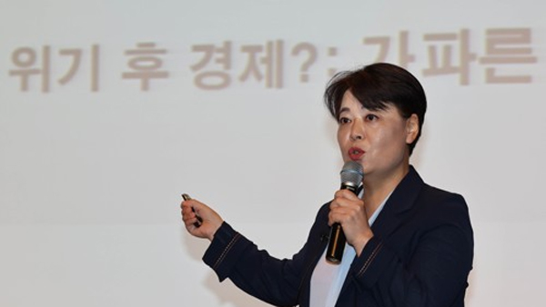 윤희숙, 이준석·윤핵관 비판 "자기들끼리 싸우는상황, 국민이 외면"