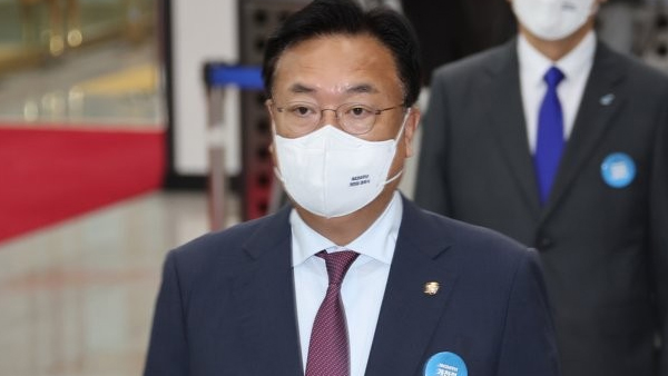 정진석 "문 전 대통령, 감사원 서면 조사에 겸허한 마음으로 응대해야"