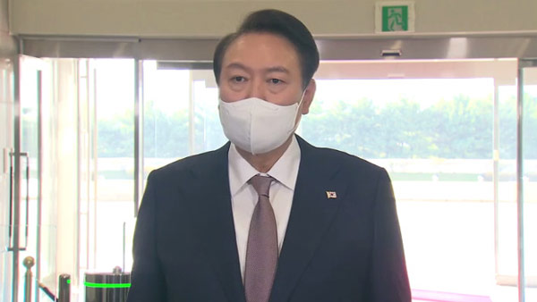 윤 대통령 "야당 탄압? 민주당은 여당 시절에 언론사 압수수색"