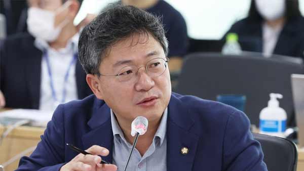 '10·29 참사' 희생자 명단 공개에 국민의힘"무도한 행태"·정의당 "참담한 일"