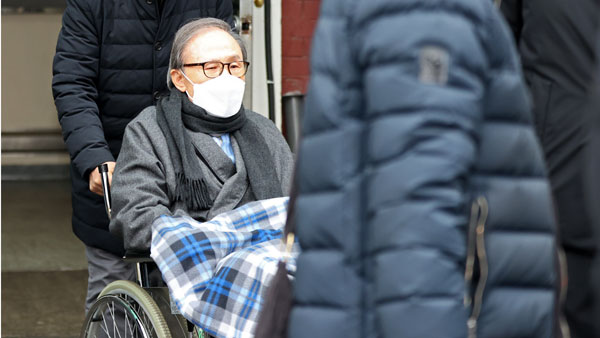 이명박 전 대통령 내일 퇴원후 자택 귀가‥대국민 메시지 예상