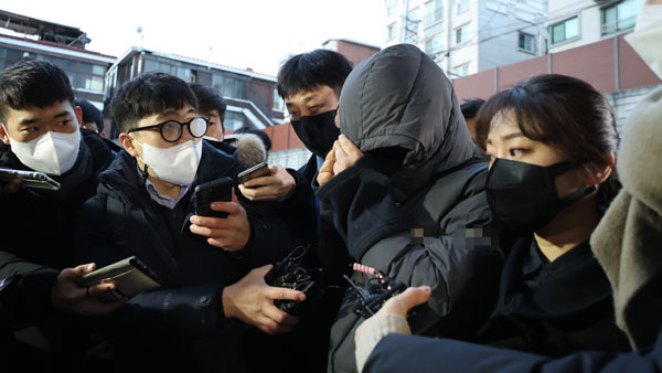 경찰, '115억 원 횡령' 강동구청 공무원 재산 몰수보전 신청