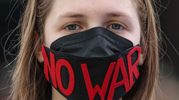 전쟁 17일째‥우크라이나·러시아인들 서울 도심 규탄 집회