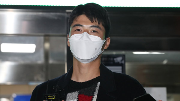 '성폭행 논란' 기성용 손해배상 소송‥"수사결과 나오면 재개"