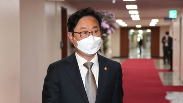 박범계 법무장관, 오후 3시 전국 고검장들과 회의