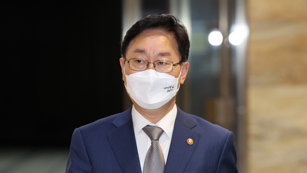 박범계 "검수완박 국면 고립된 상태, 법무장관은 유폐"