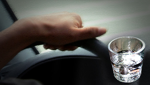 현직 경찰관이 서울에서 이천까지 80㎞ 만취 운전‥주차 차량 9대 추돌