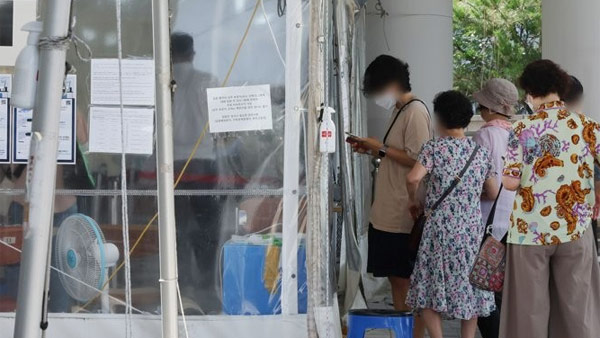 국내 감염 BA.5 검출률 49.1%‥'우세종화' 코앞