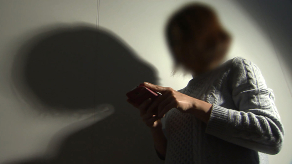 '연락 200통'‥헤어진 여자친구 스토킹한 40대 구속 송치