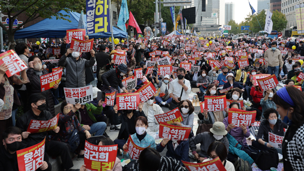 중고생 1천5백여명, '윤석열 퇴진' 시국선언문‥"12일 촛불집회"