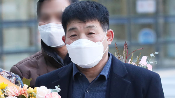 법원 "국가, '화성 살인' 누명 윤성여 씨에 18억 원 배상"