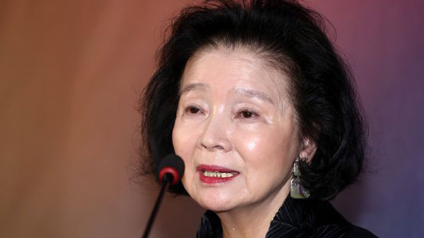 법원, 배우 윤정희 딸 '성년후견' 유지‥윤 씨 동생 항고 기각